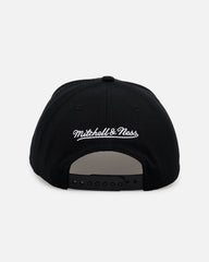 Mitchell & Ness New York Knicks 'Rhinestone Luxury' Pro Pinch Snapback Black