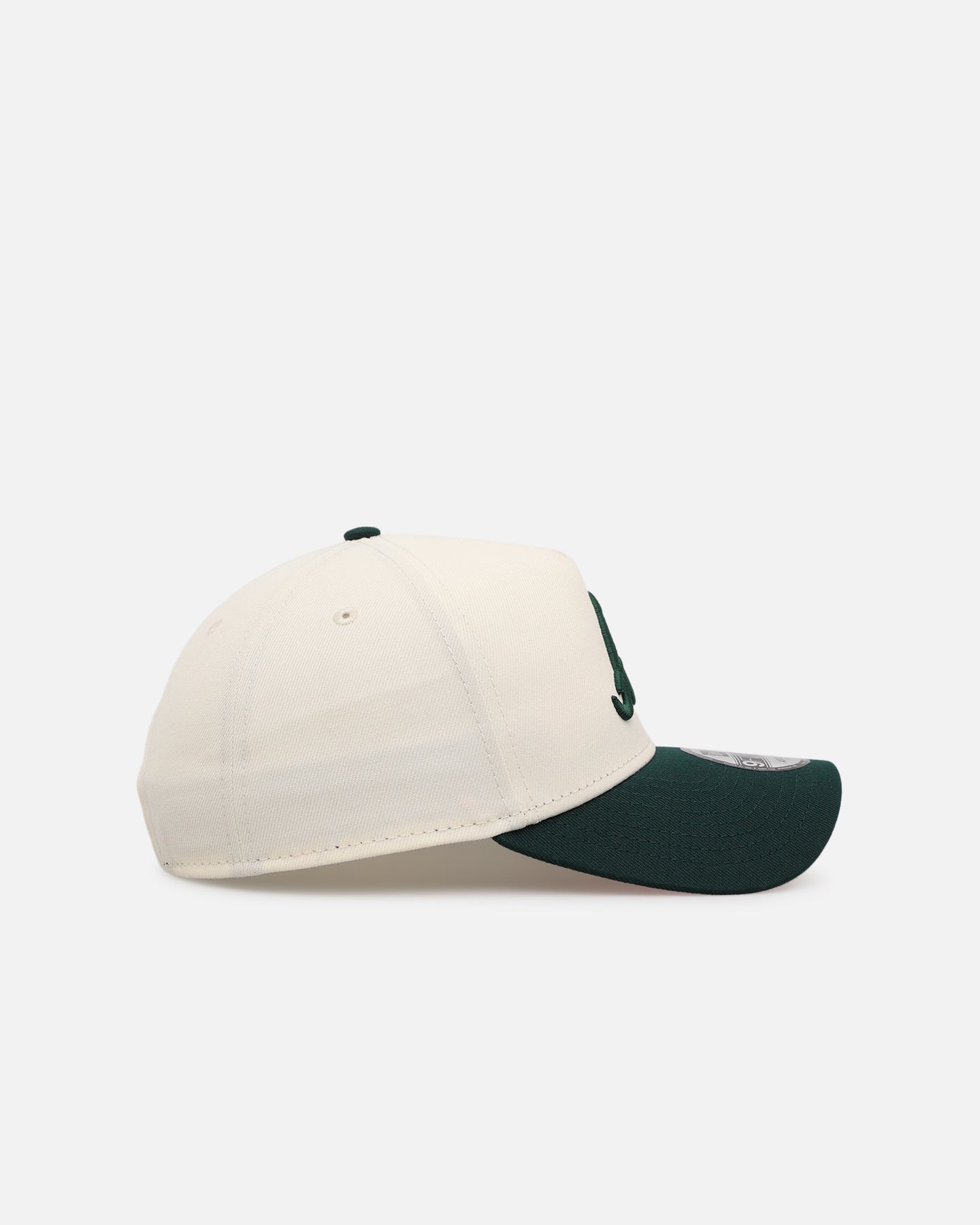 New Era Atlanta Braves 'Pink Satin Hearts Green' 9FORTY A-Frame Snapback Chrome/Dark Green