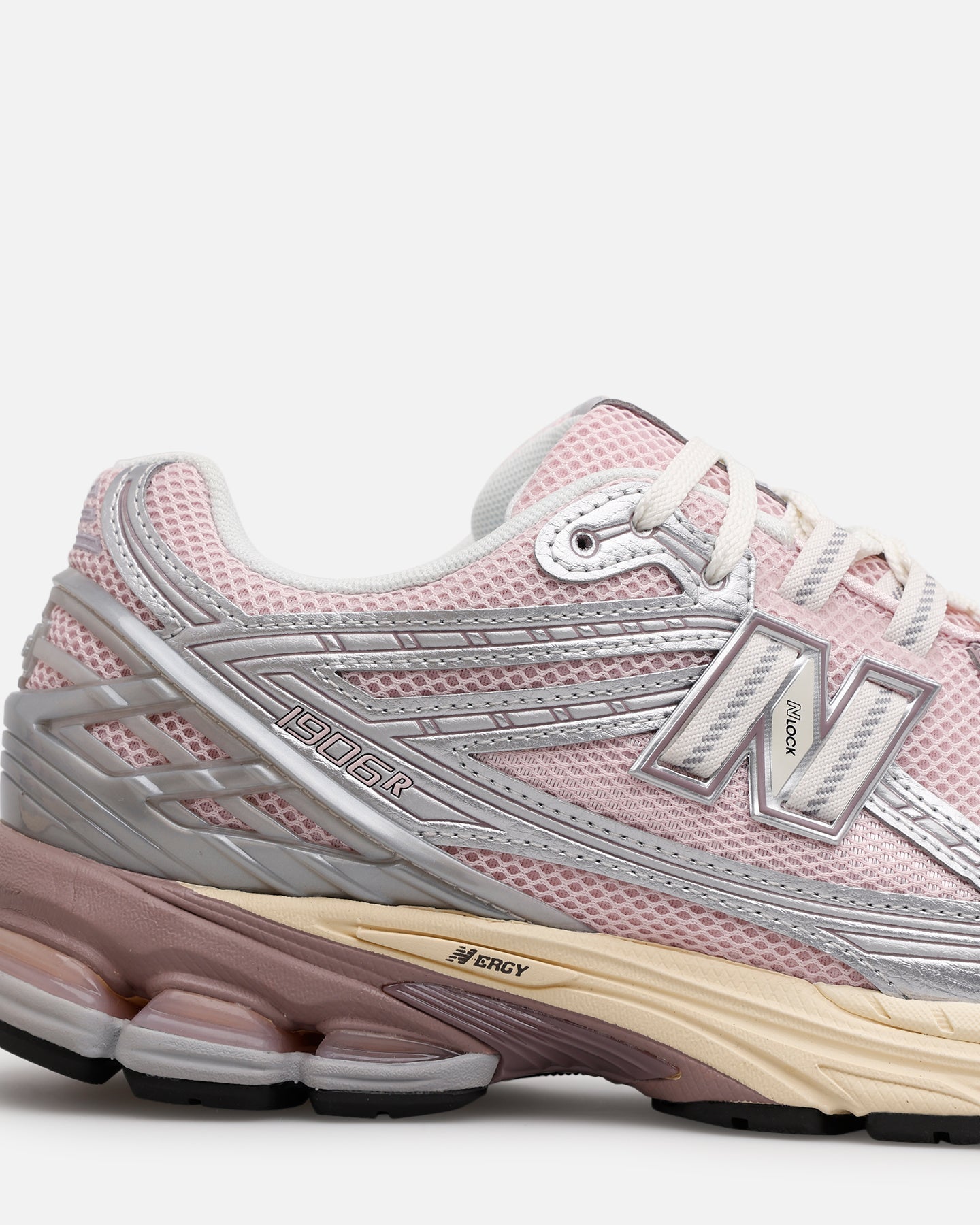 New Balance 1906R Rose